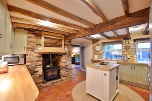 Photo 15- click for photo gallery